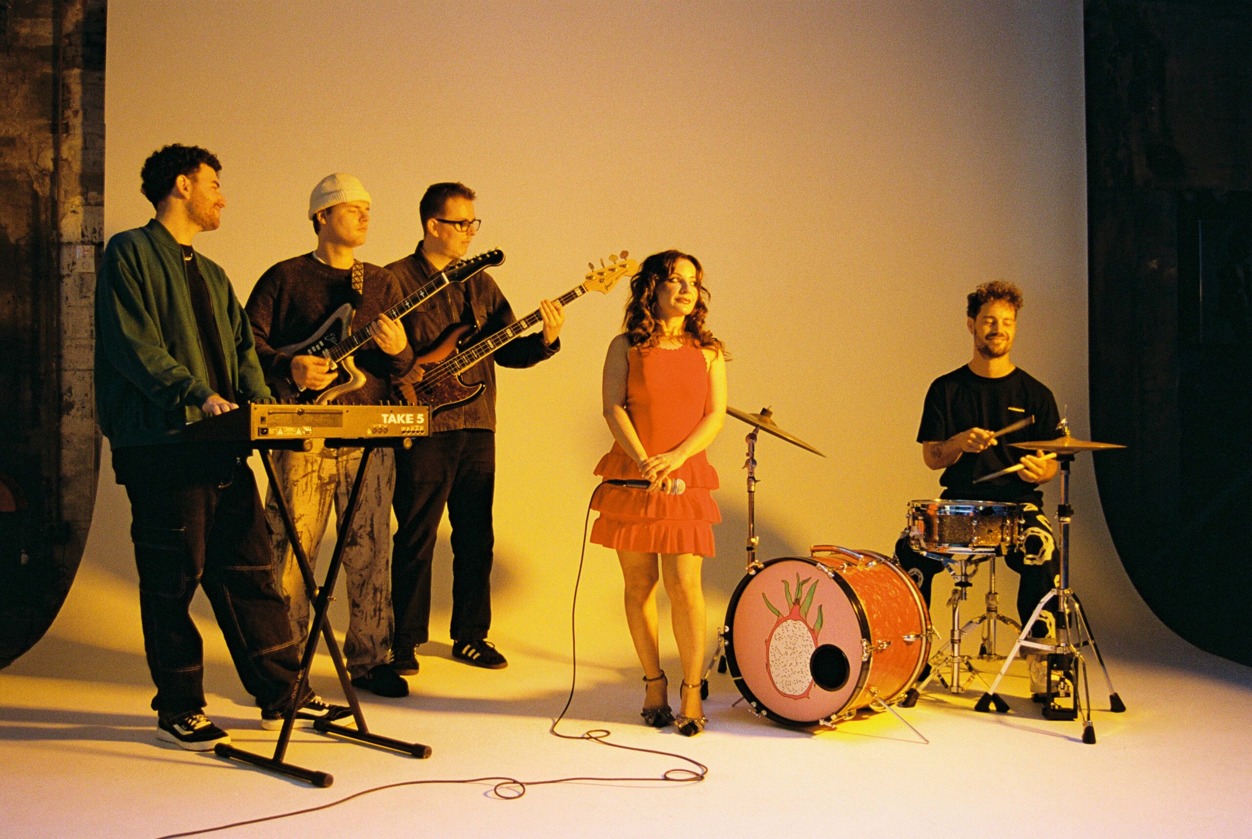 Duygu Alkan live ★ 80s 90s Turkish Synth-Pop ♫