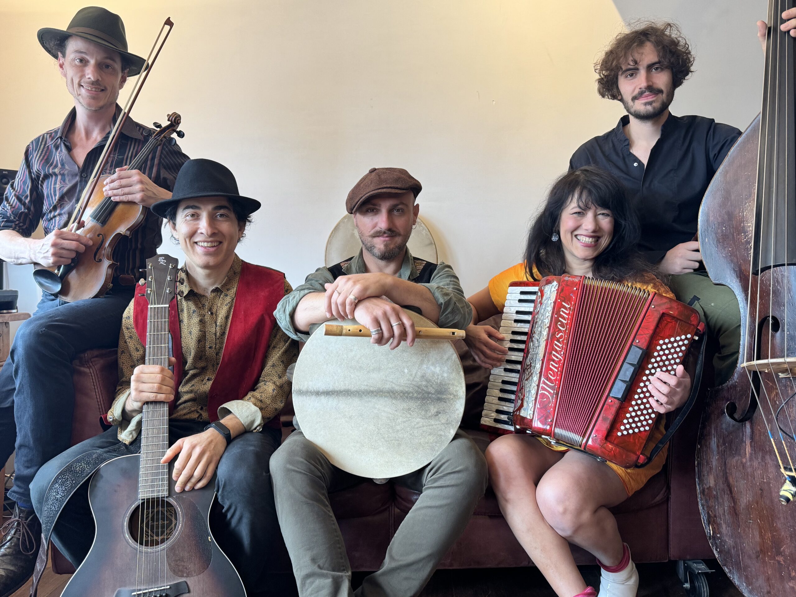 South Italian Night ★ Live AcquAria ★ Sicilian food and stories ♫